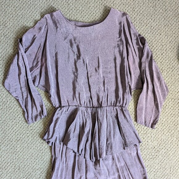 Vintage metallic-like purple mini dress with flattering hip skirt, size M - Picture 2 of 15